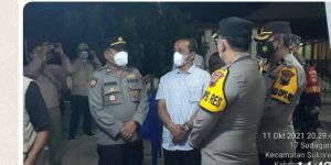 Tak Kenal Lelah Kapolres Kendal Turun Langsung Awasi Vaksinasi Malam Di Mapolsek Sukorejo