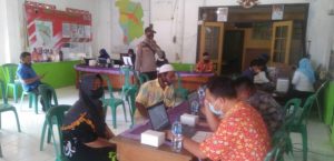 Polisi Lakukan Monitoring Vaksin Di Wilayah Ngampel