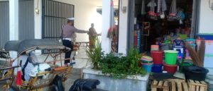 Jajaran Polres Kendal Berikan Imbauan Dikmas Pada Masyarakat Di Pasar Kendal