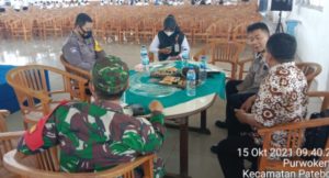 Polsek Patebon Lakukan Pengamanan Vaksinasi Di Wilayah Kecamatan Patebon