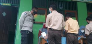 Giat Wakapolsek Cepiring Pantau Vaksinasi Di MTs NU 01 Cepiring