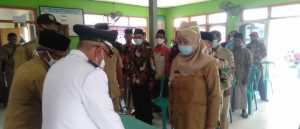 Jajaran Polsek Kangkung Berikan Pengamanan Pelantikan Perangkat Desa Jungsemi