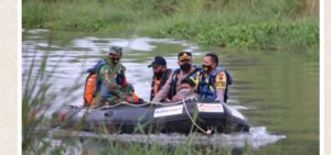 Pimpinan Langsung, Kapolres Pekalongan Pencarian Korban Tenggelam Di Sungai Pait