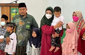 Peringati Hari Santri Nasional, Dear Kirim Tumpeng Dan Santuni Yatim Piatu Di MWC NU Dukuhturi Kabupaten Tegal