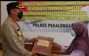 Baksos Alumni Akabri 90, Kapolres Pekalongan Salurkan Untuk Keluarga Polri Terkena Covid -19