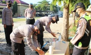 Personil Polri Harus Bisa Menjadi Contoh Dalam Penerapan Prokes