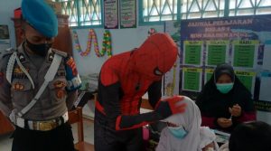 Ratusan Anak SDN 4 Kradenan Mendapat Vaksinasi Covid-19