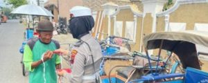 Mencegah Omicron, Masuk Kota Pekalongan, Polres Pekalongan Kota Lakukan Penerangan Keliling di Pasar