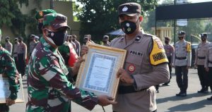 Forkopimda Kota Pekalongan Berikan Penghargaan, Apresiasi Kinerja Babinsa, Babinkamtibmas, dan Nakes