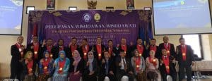 Pelepasan Wisudawan Wisudawati Program Pascasarjana Universitas Semarang