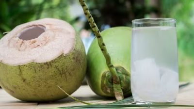 Air kelapa muda untuk meredakan batuk