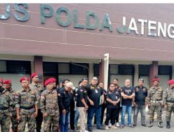 Dukungan Penuh untuk Anggota GRIB JAYA: Advokat Donny Andretti di Polda Jateng.