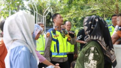 AKBP Edi Rahmat Pantau Langsung Lokasi Wisata di Batang Saat Arus Mudik