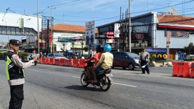 Tol Semarang-Batang Diberlakukan Satu Jalur, Arus Kembali Normal