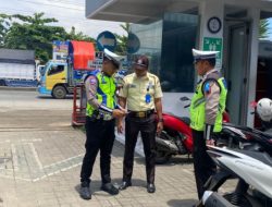 Subsatgas Dikmas Lantas Berikan Imbauan Keselamatan Berlalu Lintas