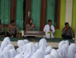 Kapolres Batang AKBP Veronica Kunjungi Ponpes Al Munawwir