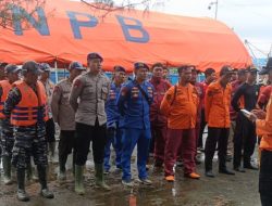 Hari Ketiga, Tim SAR Gabungan Masih Cari Korban Hanyut di Muara Sungai Sambong Batang