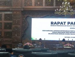 Rapat Paripurna DPRD, Bupati Batang Sampaikan LKPJ 2025