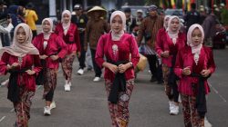 17 Gunungan dan Sawur Jadi Sorotan di Kirab Budaya HUT ke-60 Kabupaten Batang