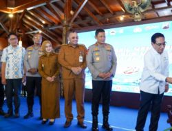 Kapolda Jateng Pimpin Puncak Bakti Kesehatan Hari Bhayangkara ke-80 di Tegal,