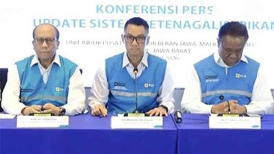 Direktur Utama PLN, Darmawan Prasodjo, menyampaikan permohonan maaf kepada masyarakat
