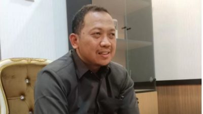 Suudi Ketua DPRD Batang: Seragam Gratis SD dan SMP Bukti Kepedulian dan Keperpihakan Pendidikan