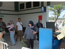 Stasiun Batang Alami Lonjakan Penumpang