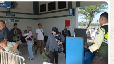 Stasiun Batang Alami Lonjakan Penumpang