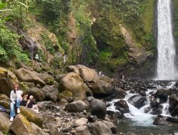 Wisata Curug Genting Batang Bludak Sehari Capai 100 Wisatawan