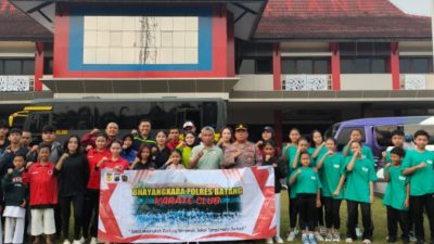 Tim Karate Bhayangkara Polres Batang Sabet Juara Umum 2 di Piala Walikota Pekalongan