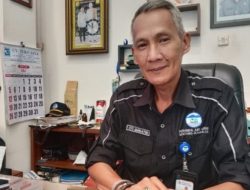 Momen HUT Ke-33, Perumda Sendang Kamulyan Batang Gelontorkan Ratusan Juta untuk Lansia dan UMKM