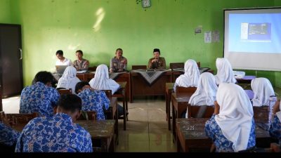 105 Siswa MAN Batang Bijak Gunakan AI
