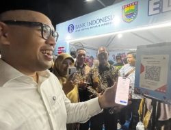 Bupati Faiz Ikut Donasi QRIS, Program “Makan 1 Rupiah 10.000 Porsi” Hadirkan Kuliner UMKM Batang