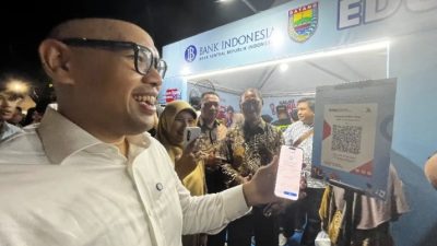 Bupati Faiz Ikut Donasi QRIS, Program “Makan 1 Rupiah 10.000 Porsi” Hadirkan Kuliner UMKM Batang
